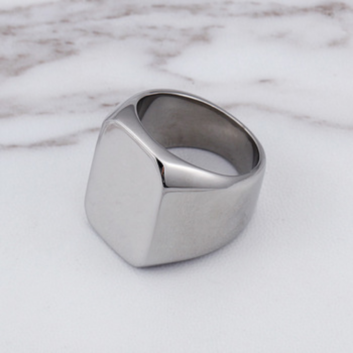 Fester Erbe Ring