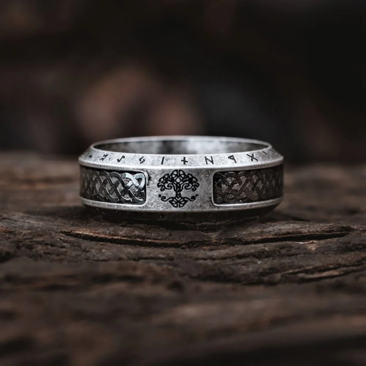 Nordischer Baum Rune Ring