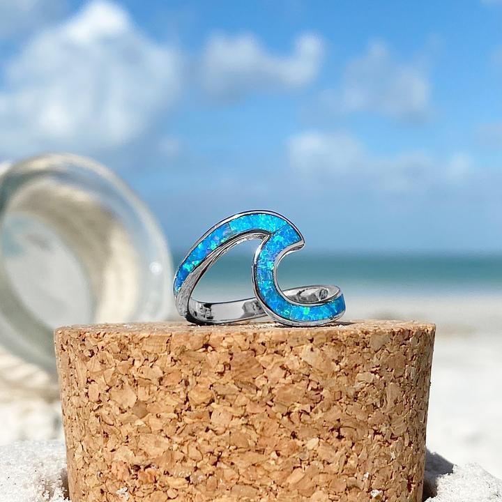 Meerwellenring aus Opal und Silber