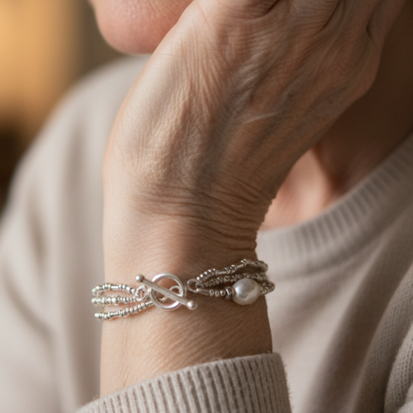 Vintage Perlenarmbänder Set